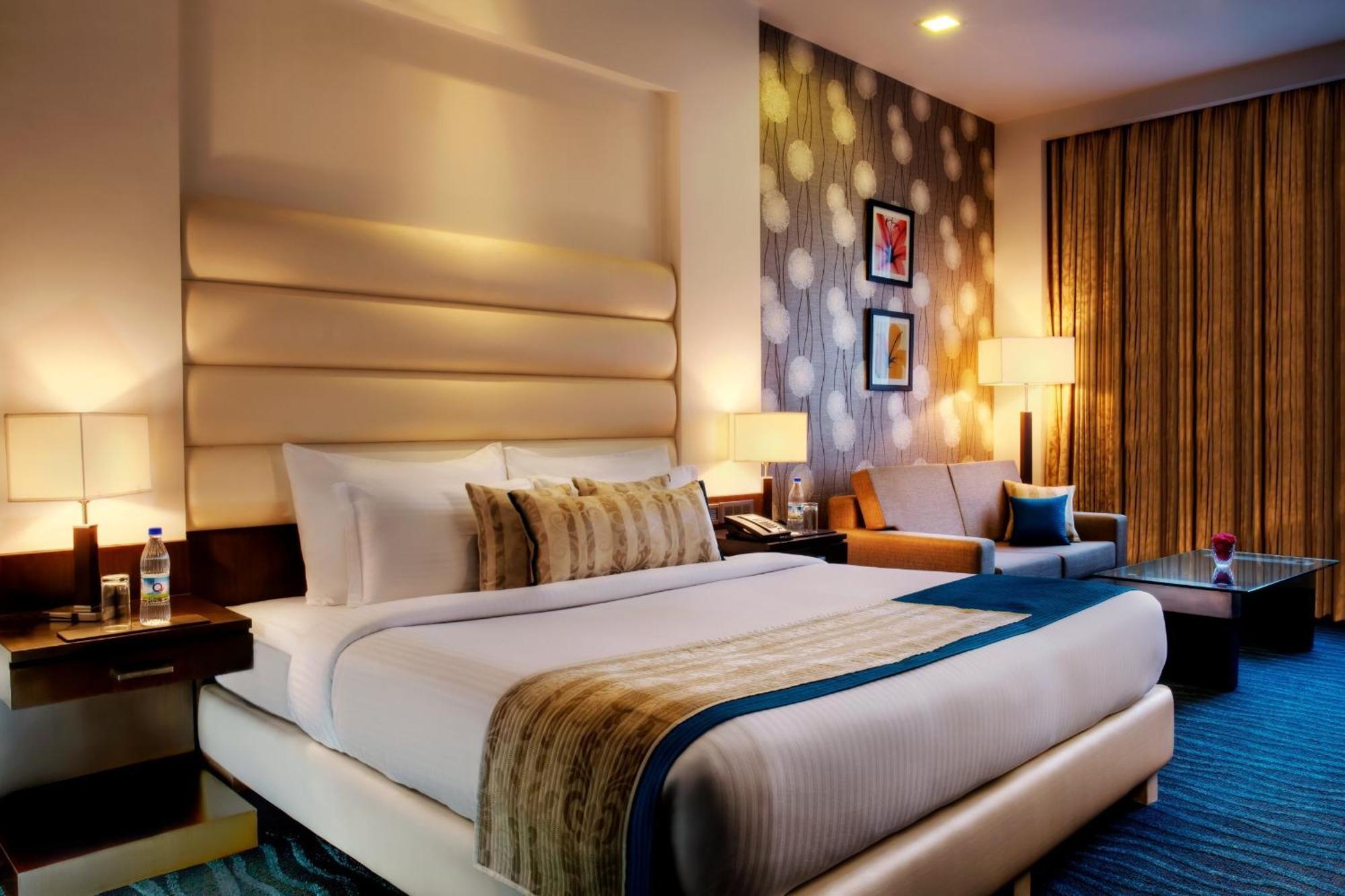 Golden Tulip Bhiwadi Hotell Eksteriør bilde
