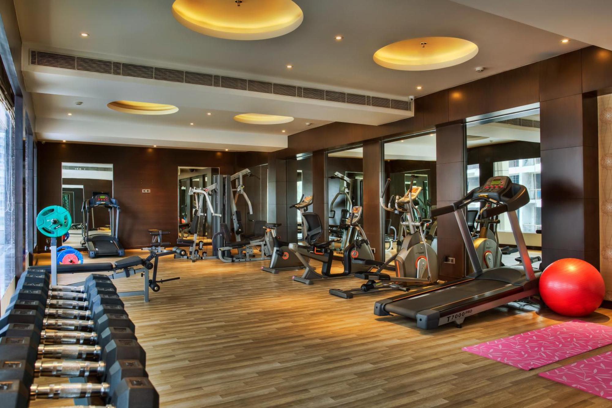 Golden Tulip Bhiwadi Hotell Eksteriør bilde