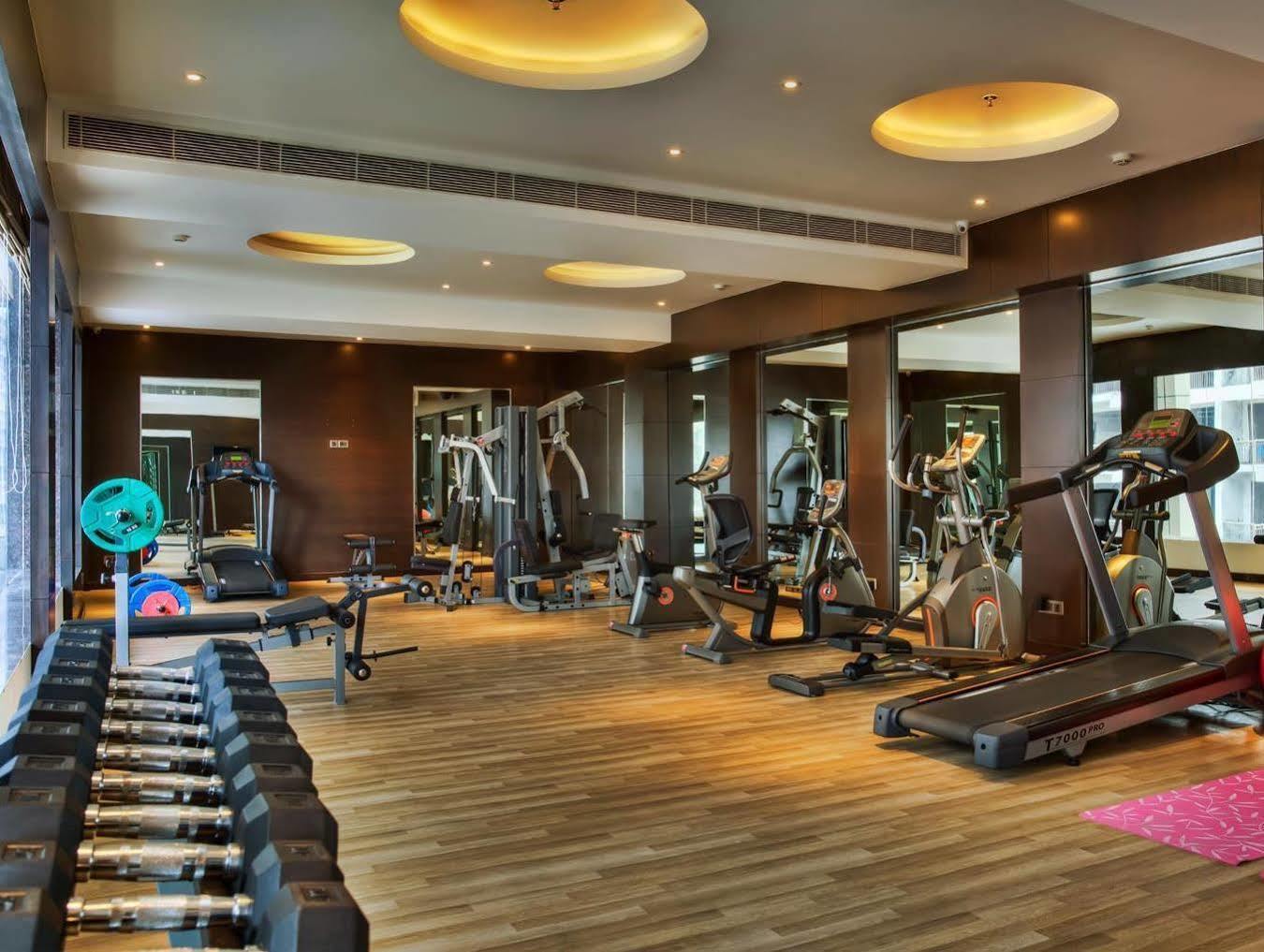 Golden Tulip Bhiwadi Hotell Eksteriør bilde